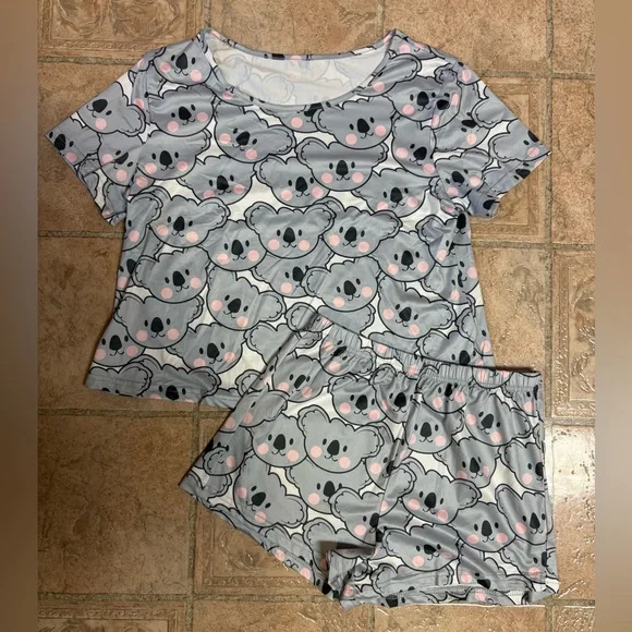 Pajama Set - Picture 1 of 1